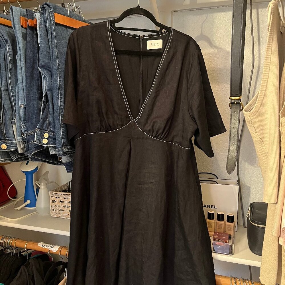 Black linen mini dress with V neckline - Picture 9 of 9